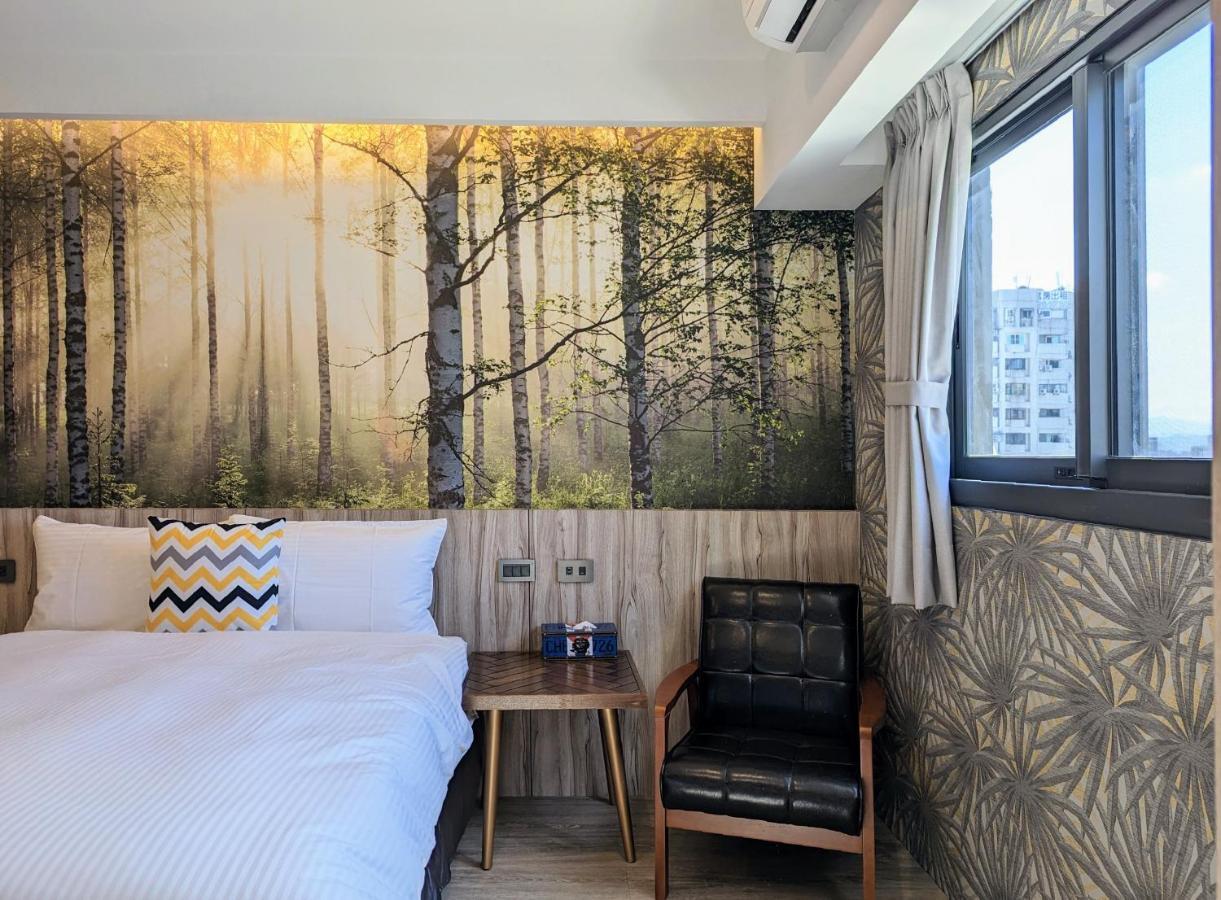 K Hotel - Yizhong 台中市 エクステリア 写真