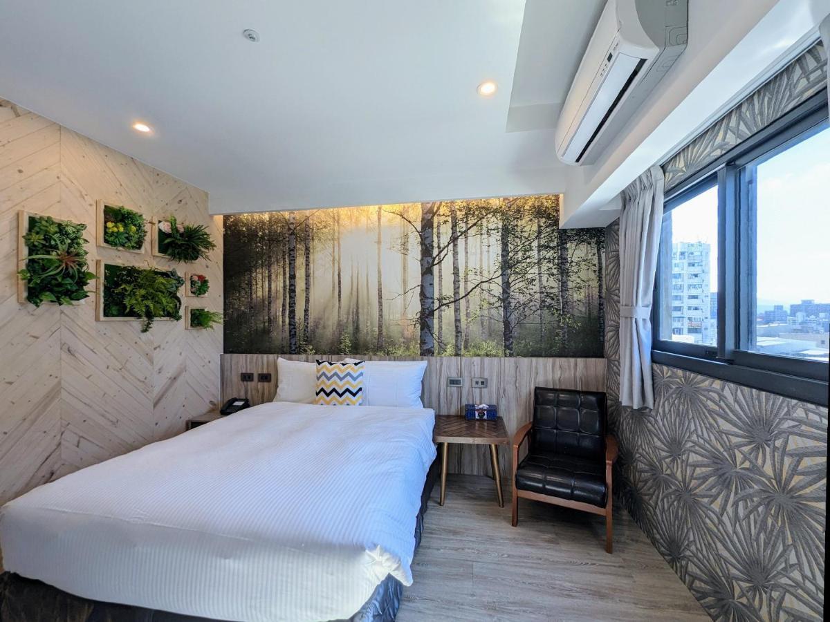 K Hotel - Yizhong 台中市 エクステリア 写真