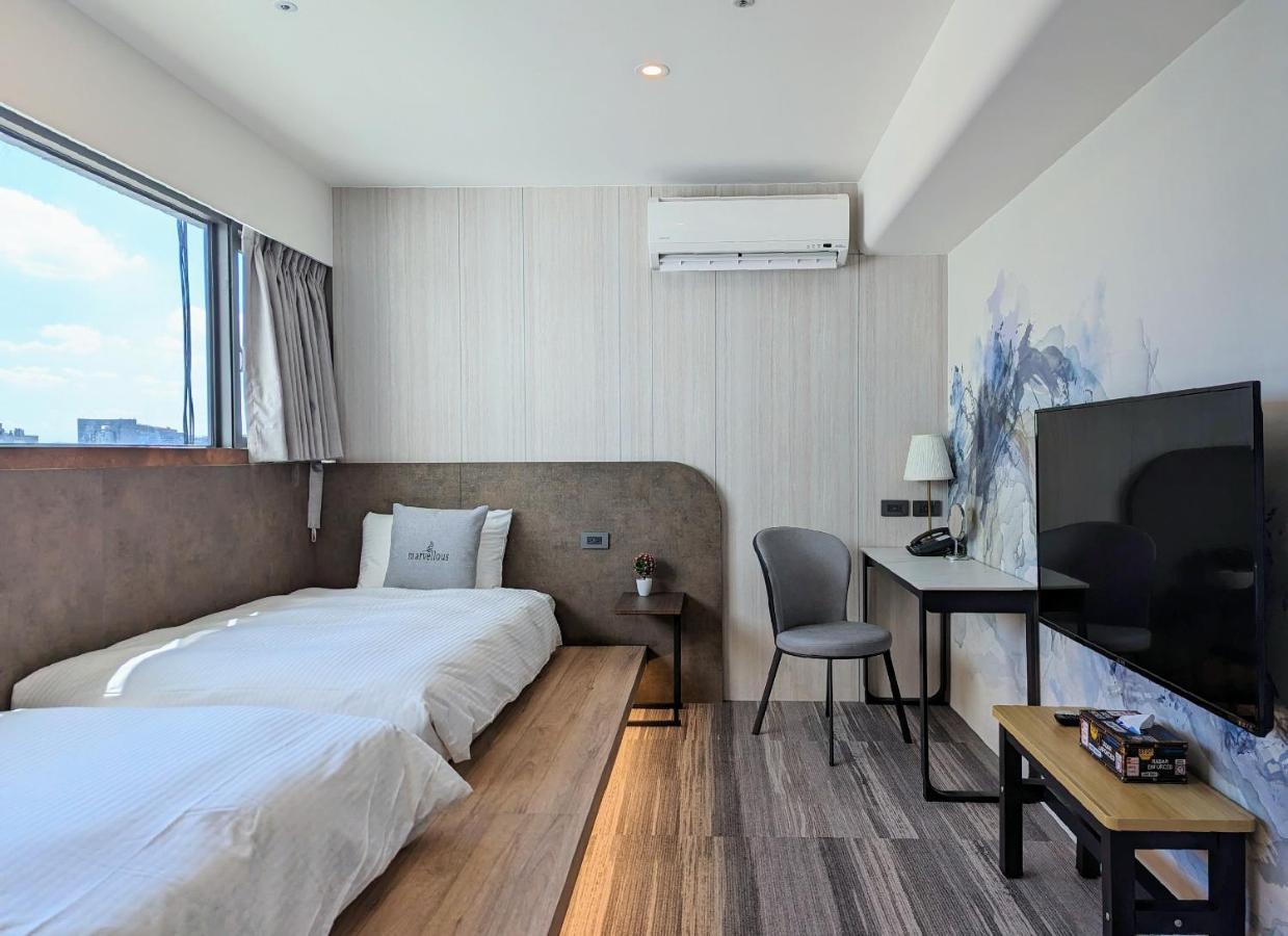 K Hotel - Yizhong 台中市 エクステリア 写真