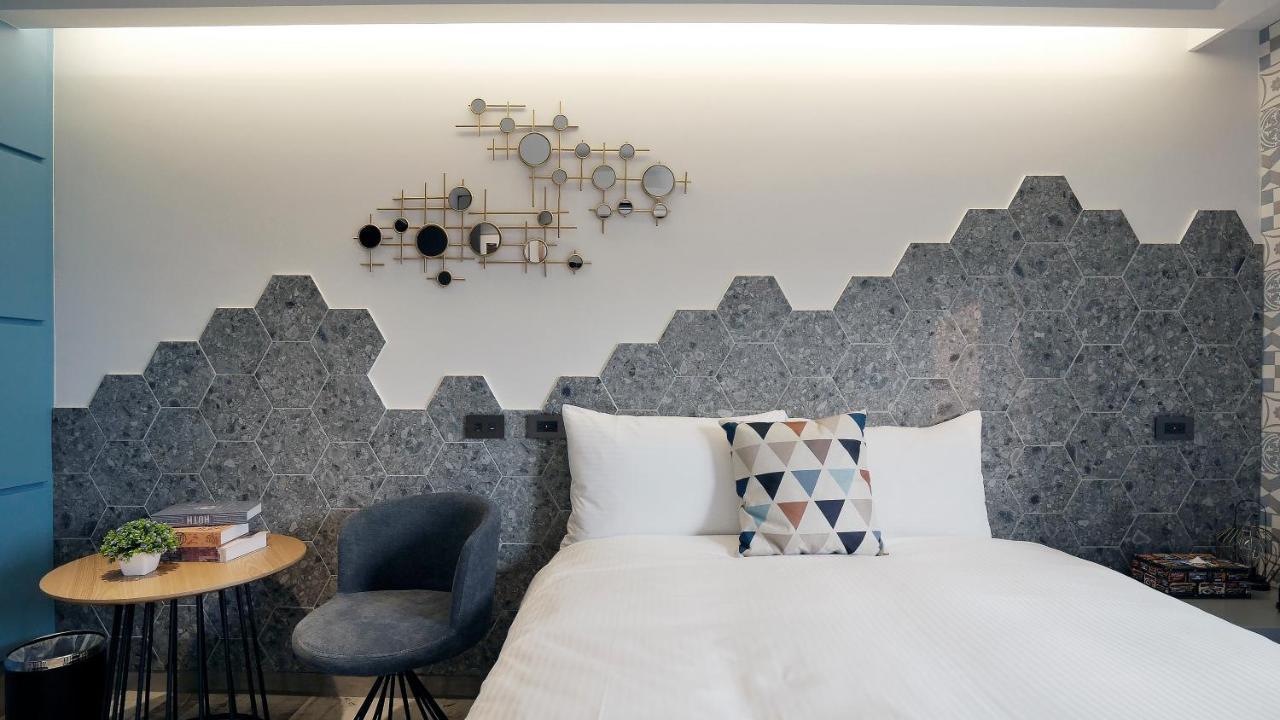 K Hotel - Yizhong 台中市 エクステリア 写真